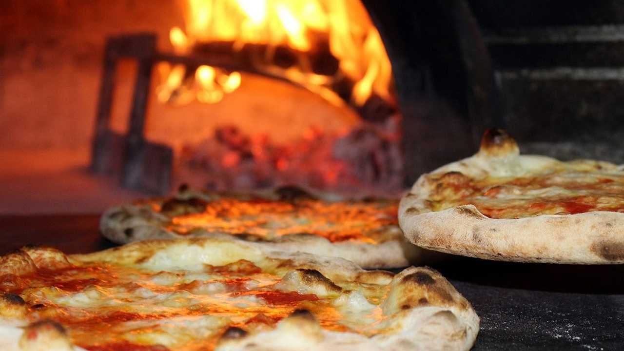 Le semifinali “in spiaggia” di Pizza Bit Competition prendono il via il 9 luglio