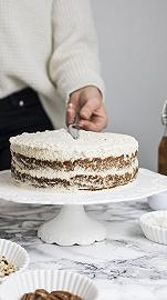 Farcite e decorate la torta