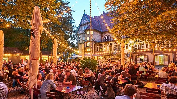 A Monaco, patria dell’Oktoberfest, aprirà il primo Biergarten analcolico