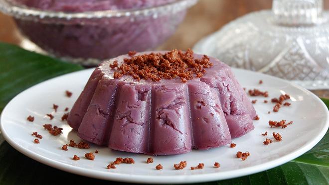 Ube_halaya,_Filipino_dessert