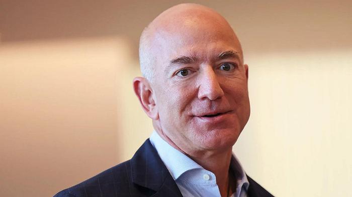 La regola d’oro dell’efficienza aziendale secondo Jeff Bezos? È quella delle “due pizze”