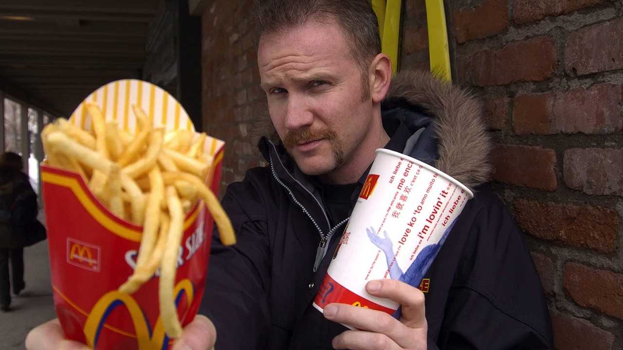 Cosa ci resta di “Super Size Me”: l’eredità di Morgan Spurlock tra luci e ombre