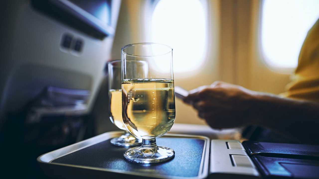 Il boss di Ryanair vorrebbe mettere un limite ai drink che si possono bere in aeroporto