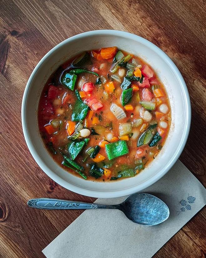gloria minestrone