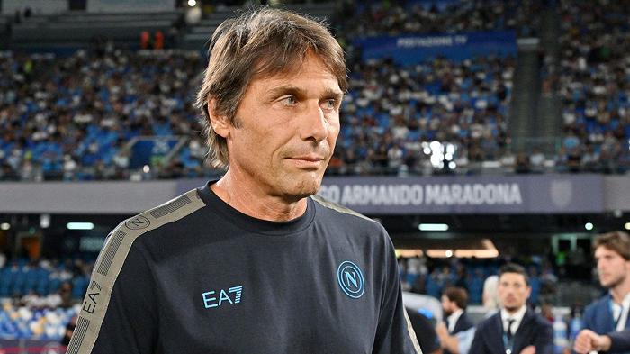 La pizzeria preferita di Antonio Conte a Napoli non è quella che tutti si aspettavano