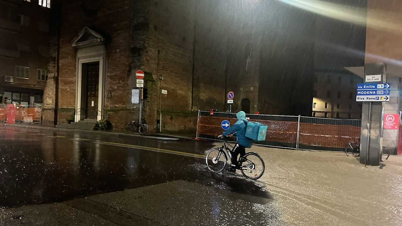 Rider operativi nell’alluvione bolognese, presentato un esposto in procura