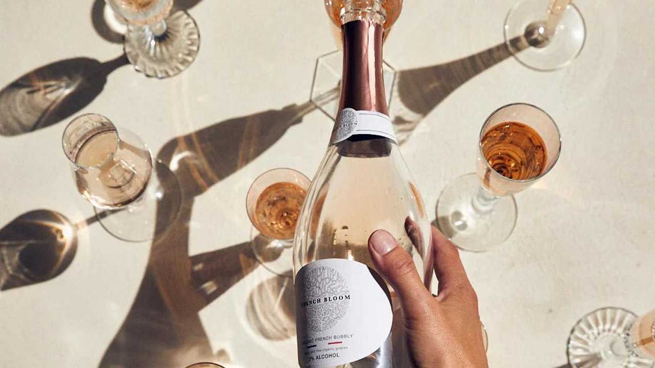 Louis Vuitton passa dallo Champagne al vino analcolico con “French Bloom”