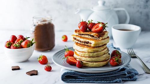 Pancake alla Nutella, la ricetta per farli morbidi e ripieni