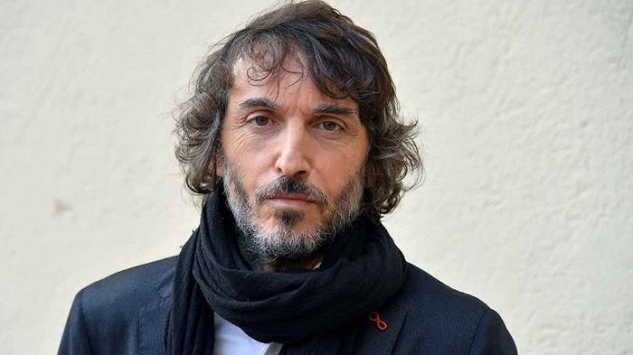 Giuseppe Cruciani da Alessandro Cattelan: “Una volta ho mangiato carne di cane”