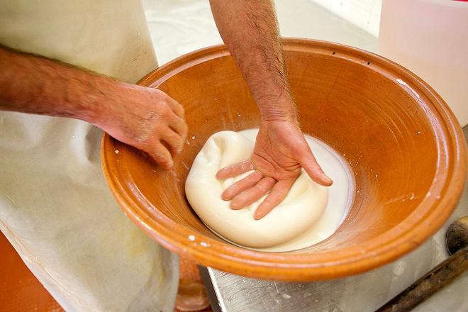 la preparazione del Casizolu