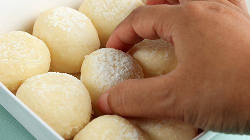 Fiocchi di neve, la ricetta dei dolci napoletani fatti in casa