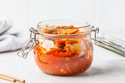 Fate fermentare il kimchi