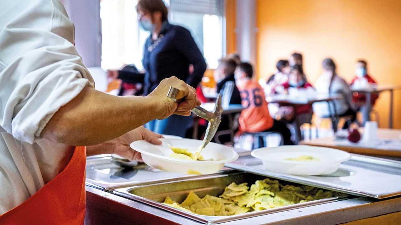 Un quarto delle mense scolastiche italiane è irregolare, e non siamo sorpresi