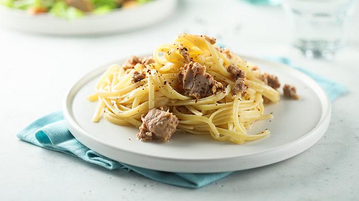 Pasta tonno e limone, una ricetta cremosa e light