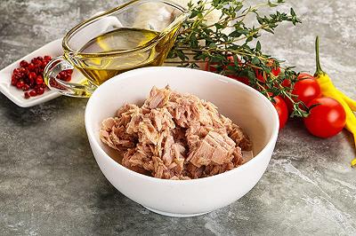 Preparate il sugo tonno e limone