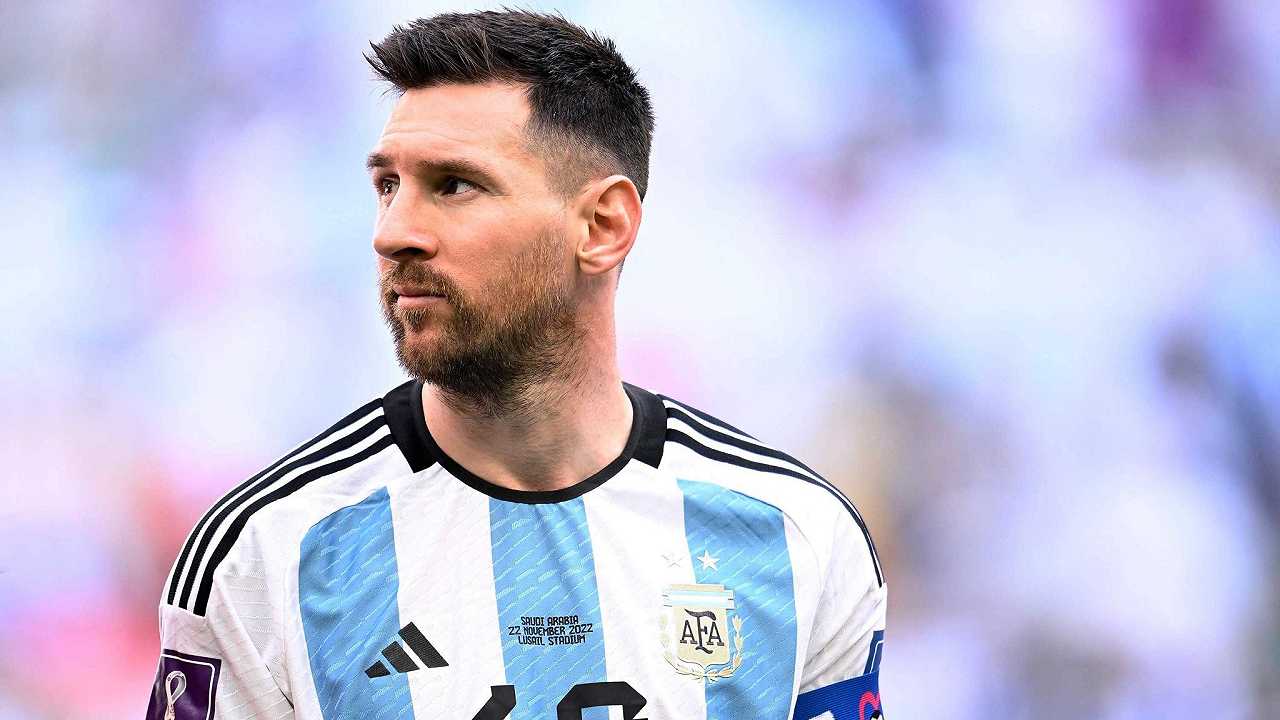 Messi lancia due vini in edizione limitata, anche stavolta autocelebrativi