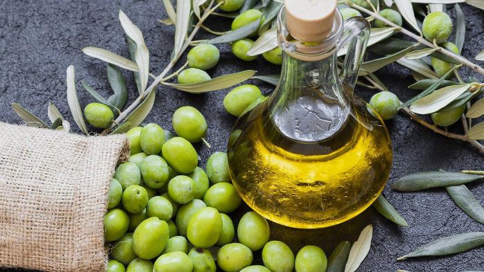 Carapelli nei guai: l’olio extravergine non lo è