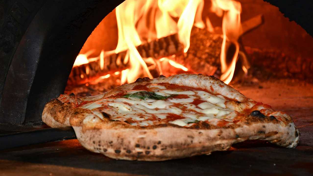 Pizzaiolo italiano nelle bufera in Germania: ha vietato l’ingresso agli Israeliani