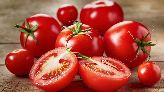 Lo scandalo delle passate di pomodoro “italiane” nel Regno Unito: da dove arrivano i pomodori?