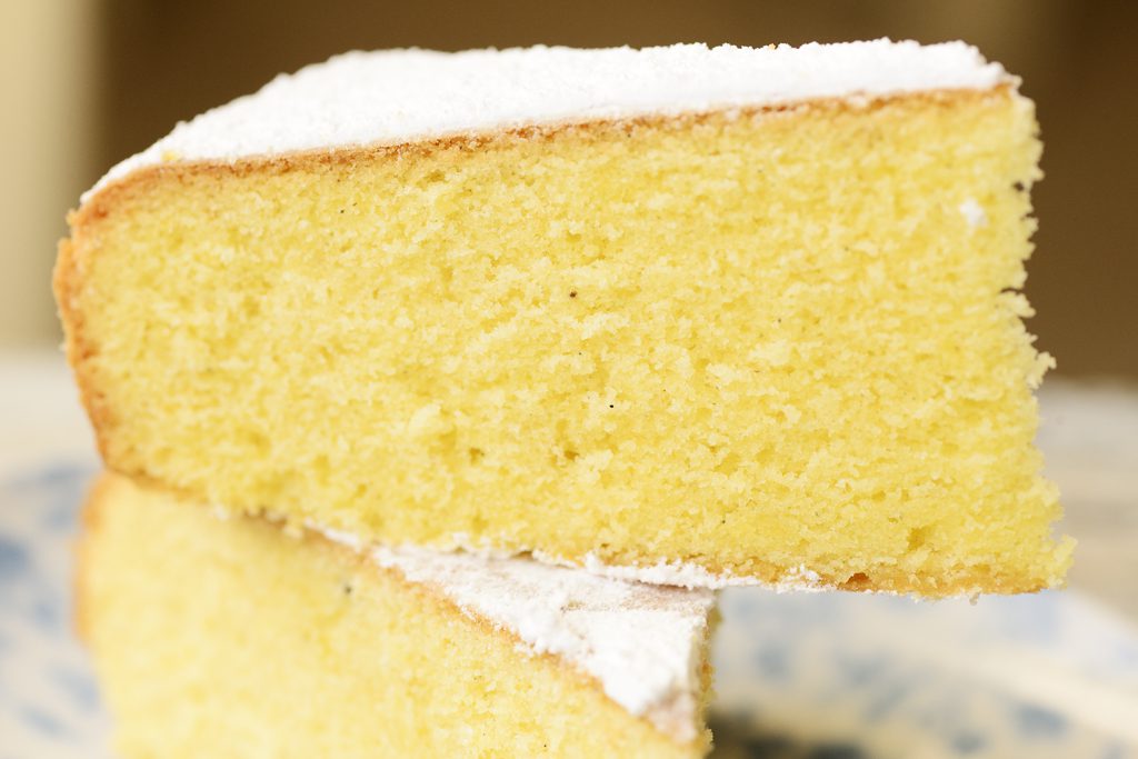 Torta paradiso, la ricetta soffice e veloce