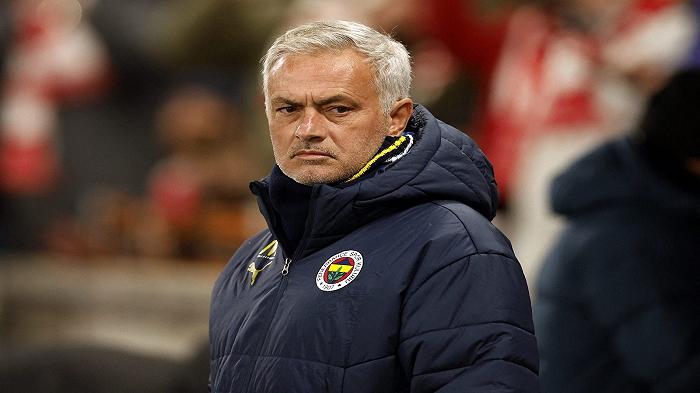 Anche Mourinho si mette a produrre vino e lancia la sua bottiglia “speciale”