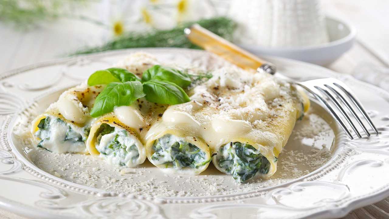 Crespelle ricotta e spinaci, una ricetta light da cuocere nel forno