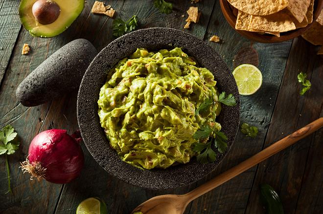 guacamole con coriandolo fresco