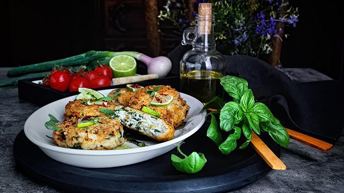 Spinacine fatte in casa, la ricetta genuina dei burger di pollo e spinaci