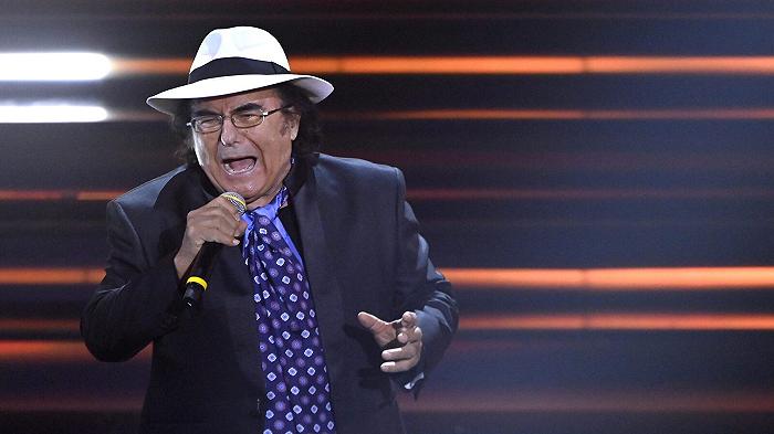 Si litiga nel resort di lusso Tenute Al Bano: il cantante fa da paciere