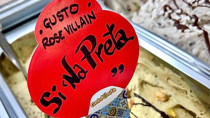 Il gelato “si na preta” dedicato a Rose Villain compare a Napoli