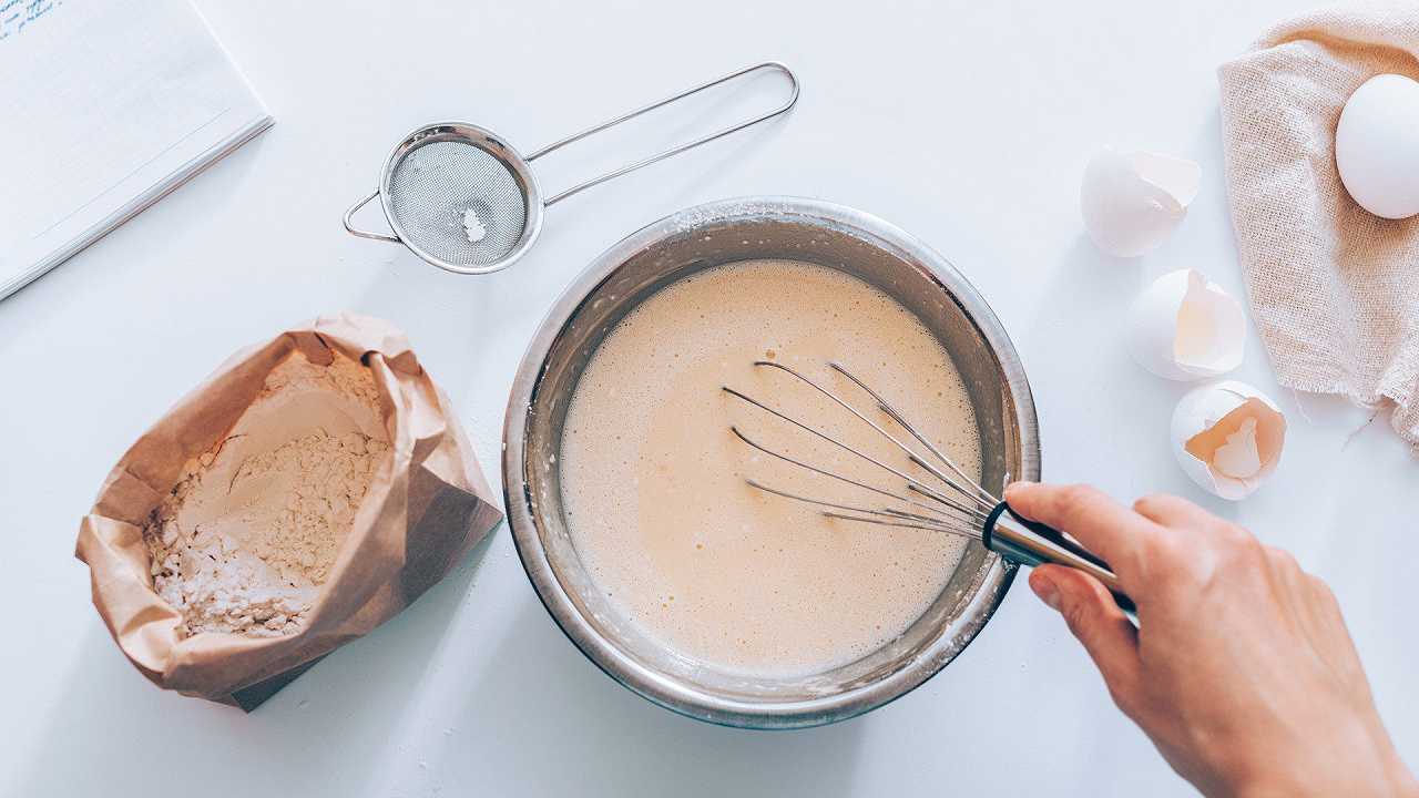 Pastella per fritti, la ricetta per farla croccante e leggera