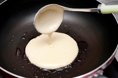 Cuocete i pancake salati