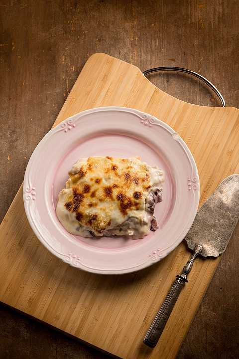 Lasagne al radicchio, la ricetta cremosa e saporita