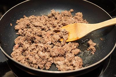 Rosolate carne e cipolla