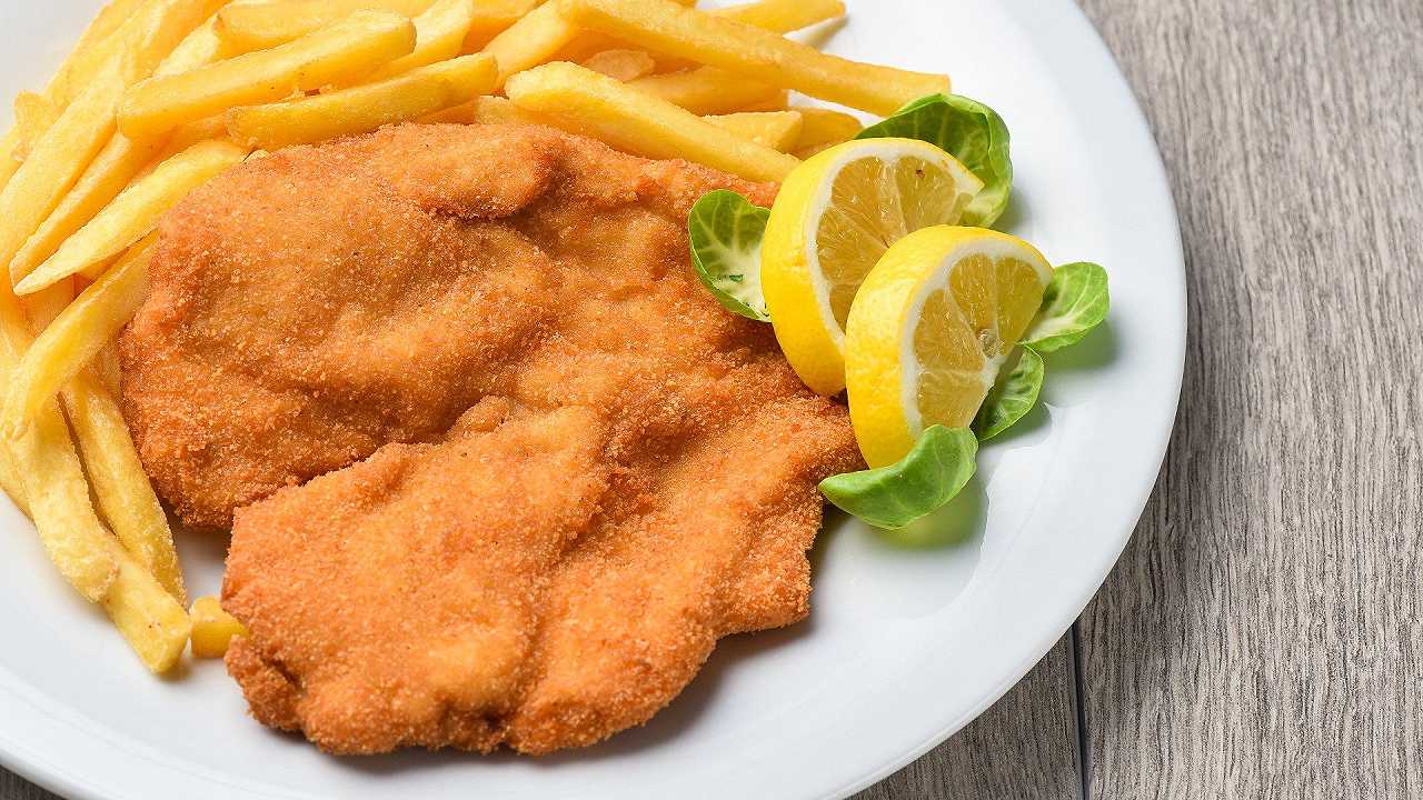 Cotoletta alla viennese, la ricetta originale della Wiener Schnitzel
