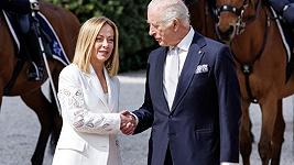 Giorgia Meloni ha davvero regalato a Re Carlo un barattolo di Nutella