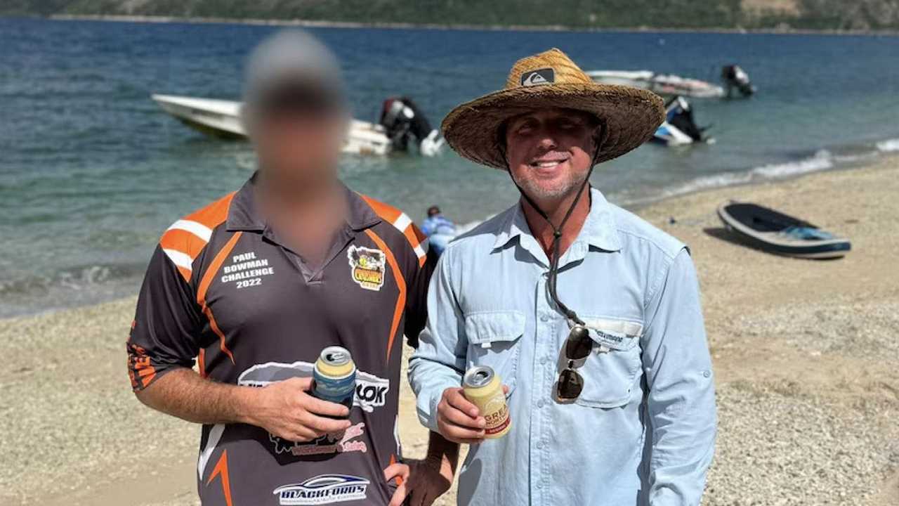 Un politico australiano è finito nei pasticci per una lattina di birra