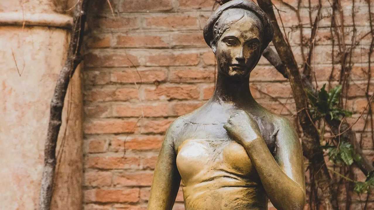Il tiramisù salta-coda per il balcone di Giulietta che ha fatto arrabbiare Verona