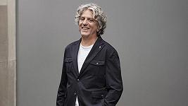 Giorgio Locatelli condanna le umiliazioni in cucina: “anche io le ho subite”
