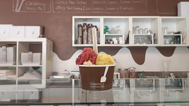 Chantilly Moglia