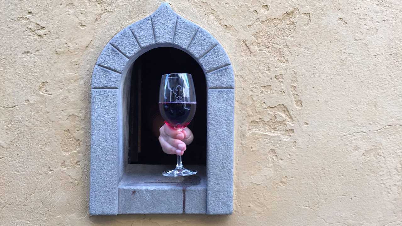 Come le buchette del vino sono diventate un’attrazione a New York