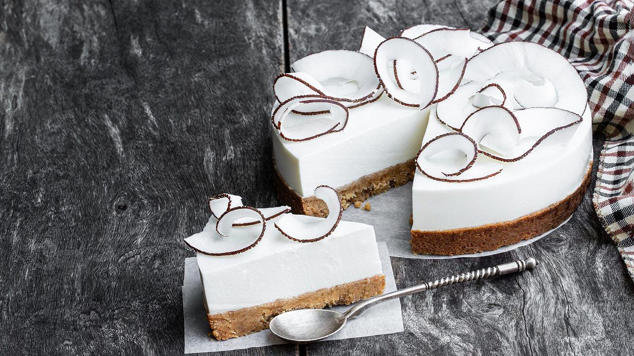 Cheesecake al cocco, la ricetta senza cottura