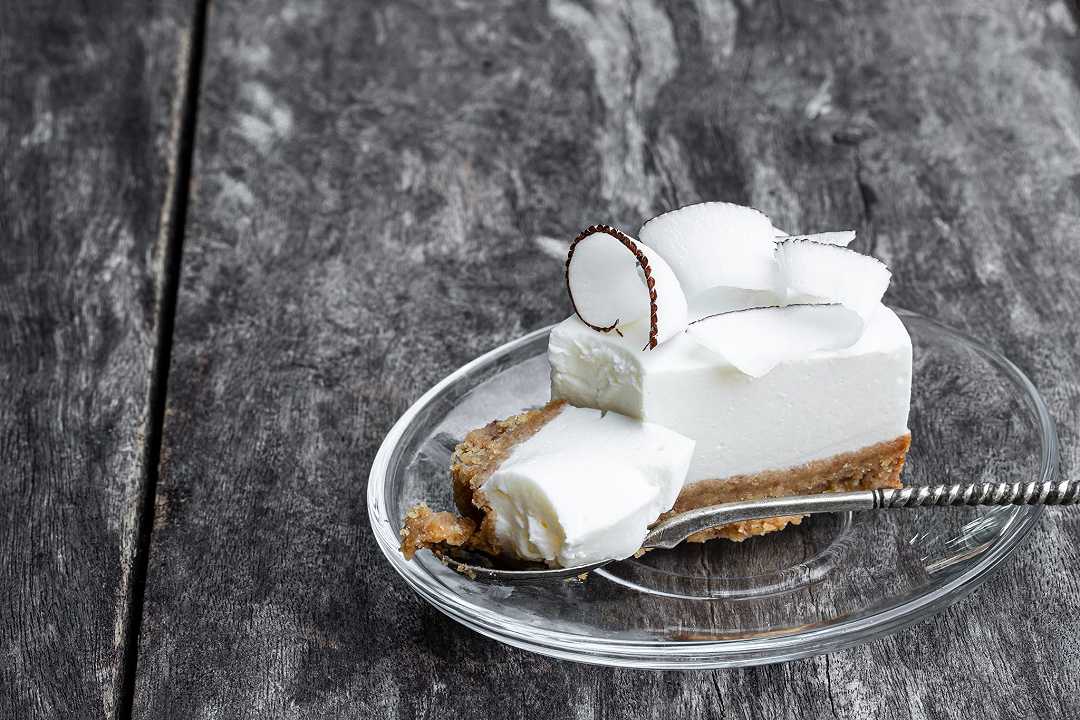 Cheesecake al cocco, la ricetta senza cottura
