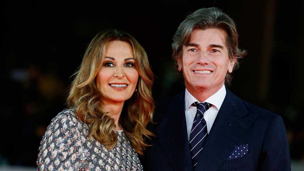 Dimitri Kunz d’Asburgo dedica il suo locale fiorentino a Daniela Santanché, ma c’è chi si arrabbia
