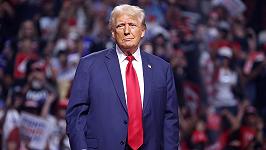 Perché Trump vuole cambiare la ricetta della Coca-Cola