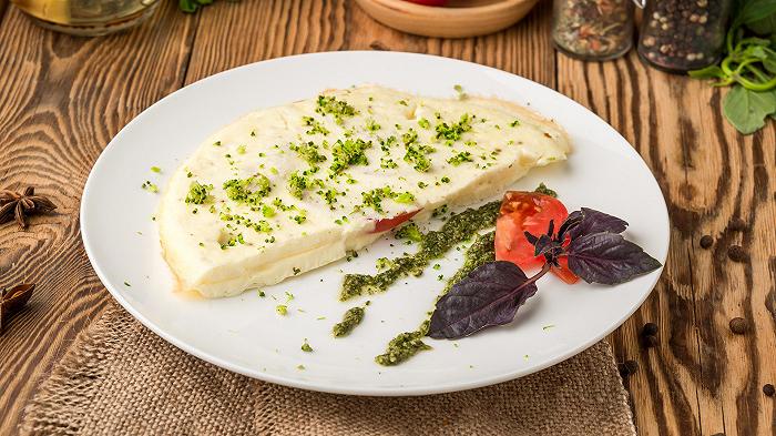 Frittata di albumi, la ricetta light e proteica pronta in 10 minuti
