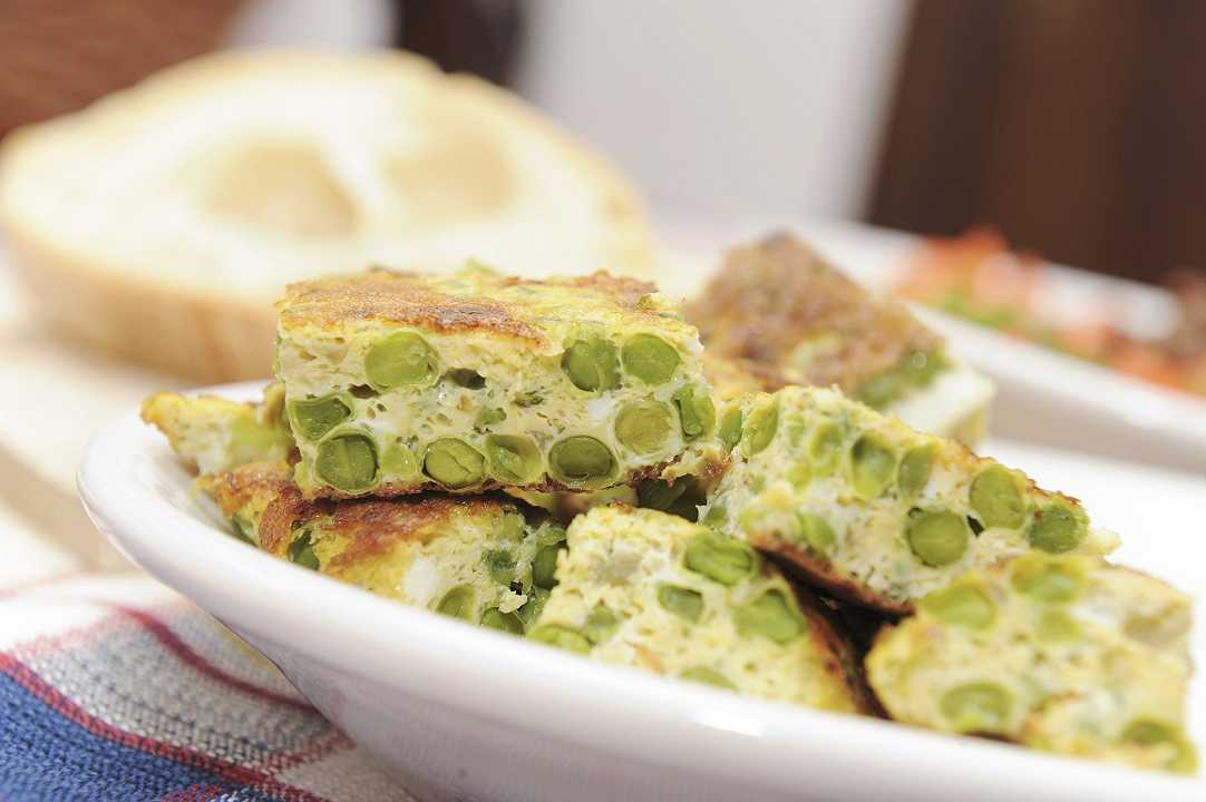 Frittata di piselli, la ricetta buona anche fredda