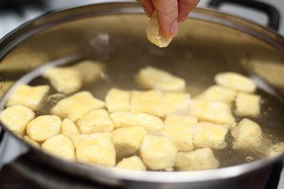 Fate cuocere gli gnocchi