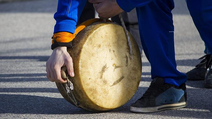 Slow Food contro il lancio del formaggio, e non si può non essere d’accordo