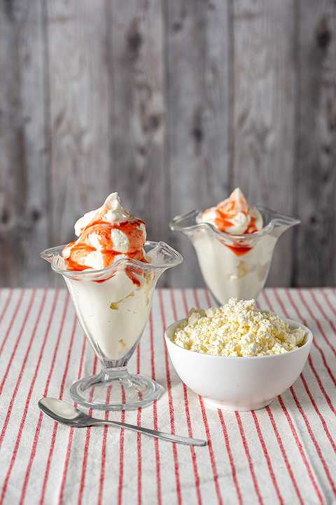 Mousse di ricotta, la ricetta del dolce light e senza cottura